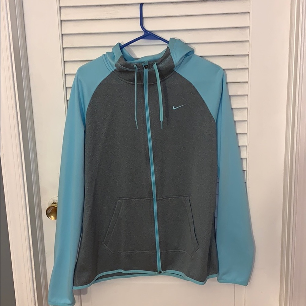 nike therma fit jacket